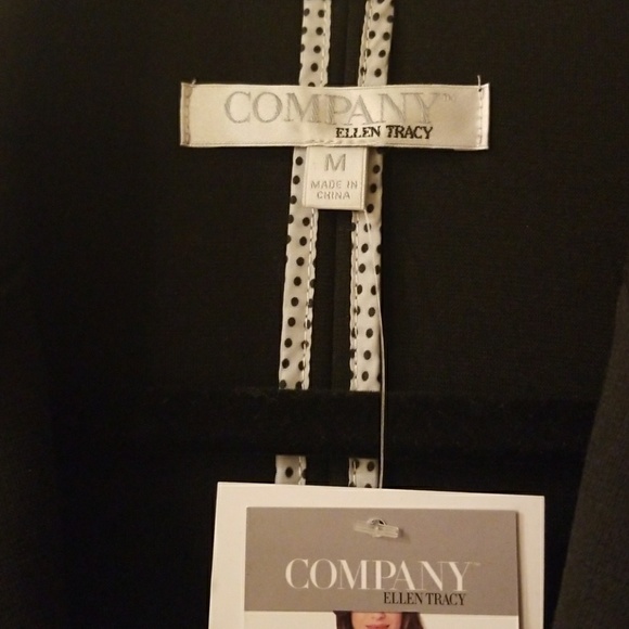 Black Ellen Tracy blazer - Picture 2 of 7